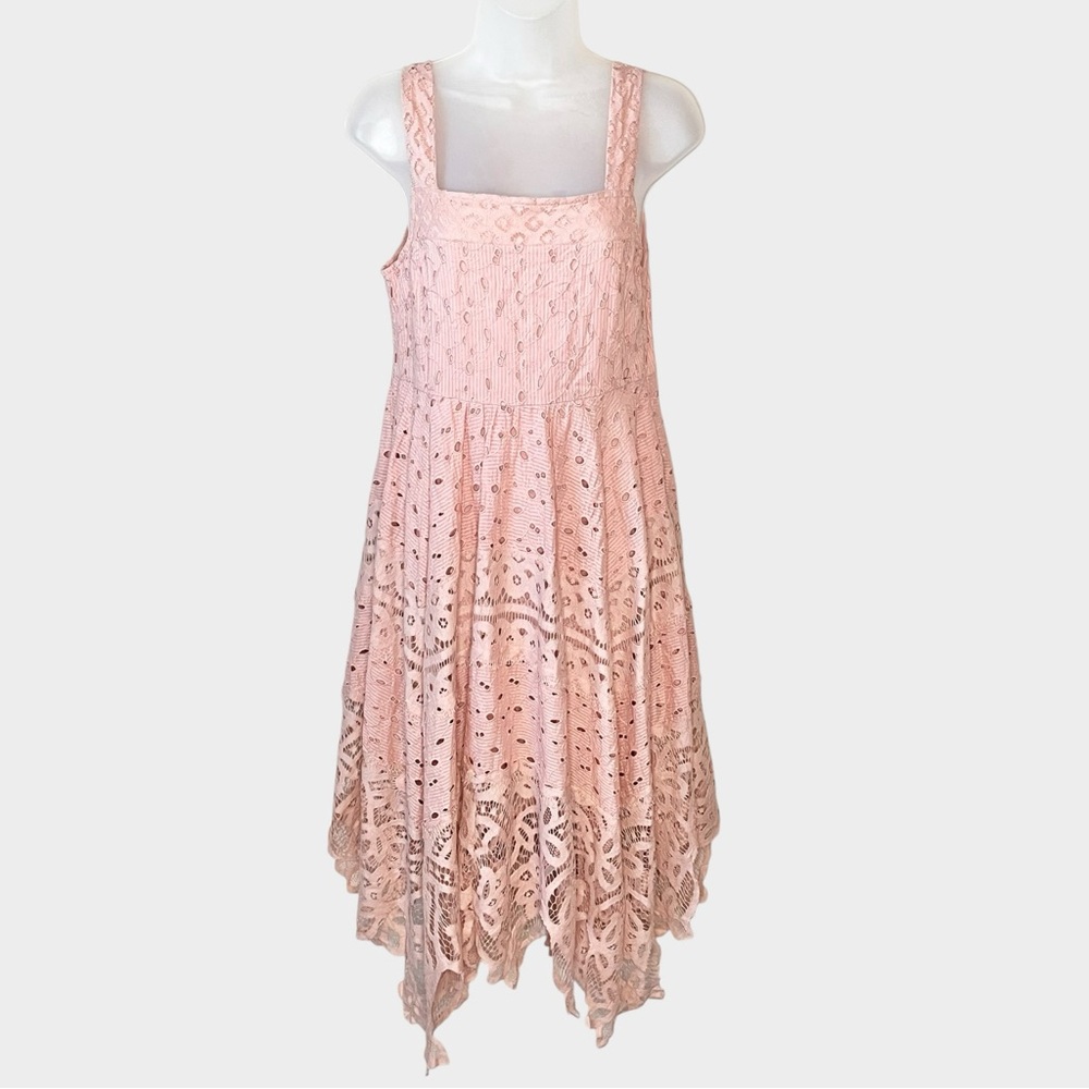 NWT ANTHROPOLOGIE Maeve Aiza Lace Dress Blush Pink Midi Hanky Hem, Size 4 $188 - Picture 2 of 7